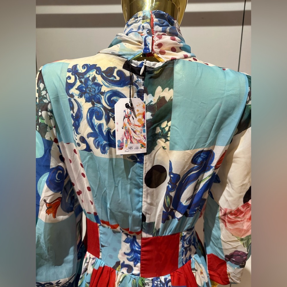 Colorful Patterned Maxi Dress - Picture 4 of 6